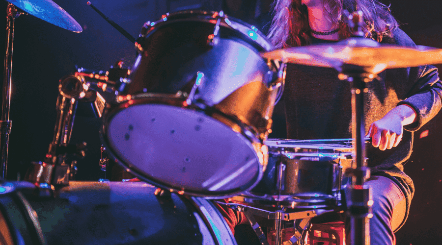 Master beginner drum lessons effectively! Discover essential tips, overcome common challenges, and set realistic goals. Beginner drum lessons, start today!